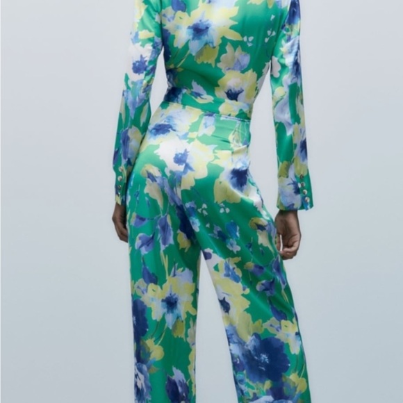NWT Zara floral jumpsuit size XS - Picture 2 of 13